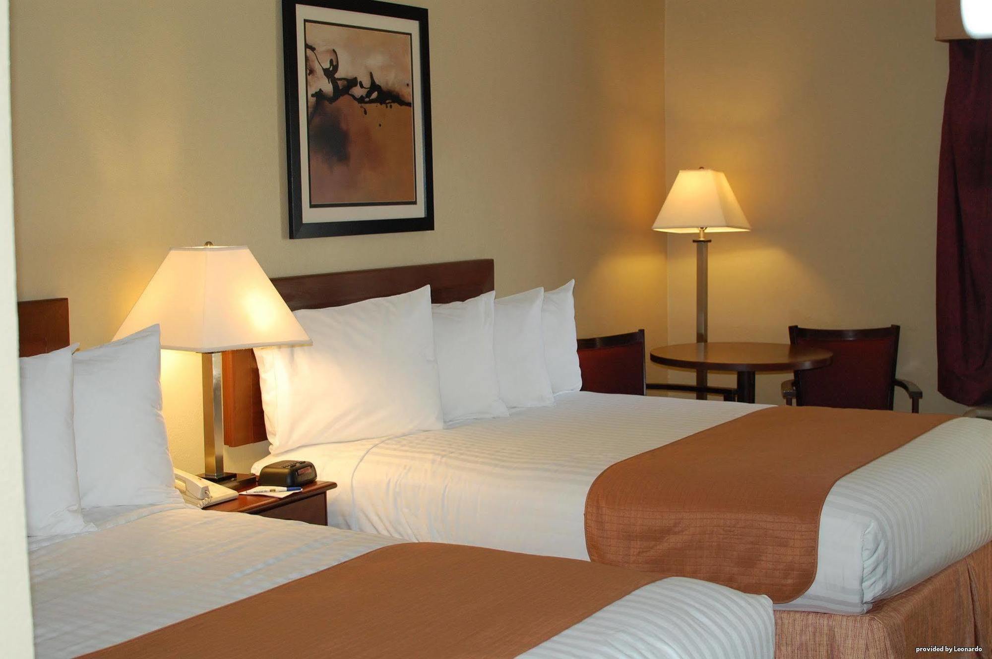 Western Southlake Hotel 3*
