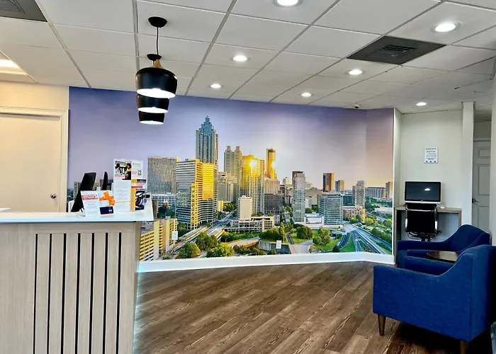 Clarion Pointe Morrow - Atlanta South