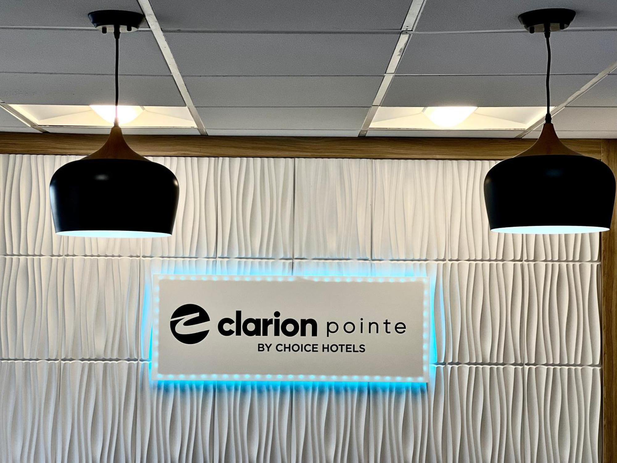 Clarion Pointe - Atlanta South Hotel