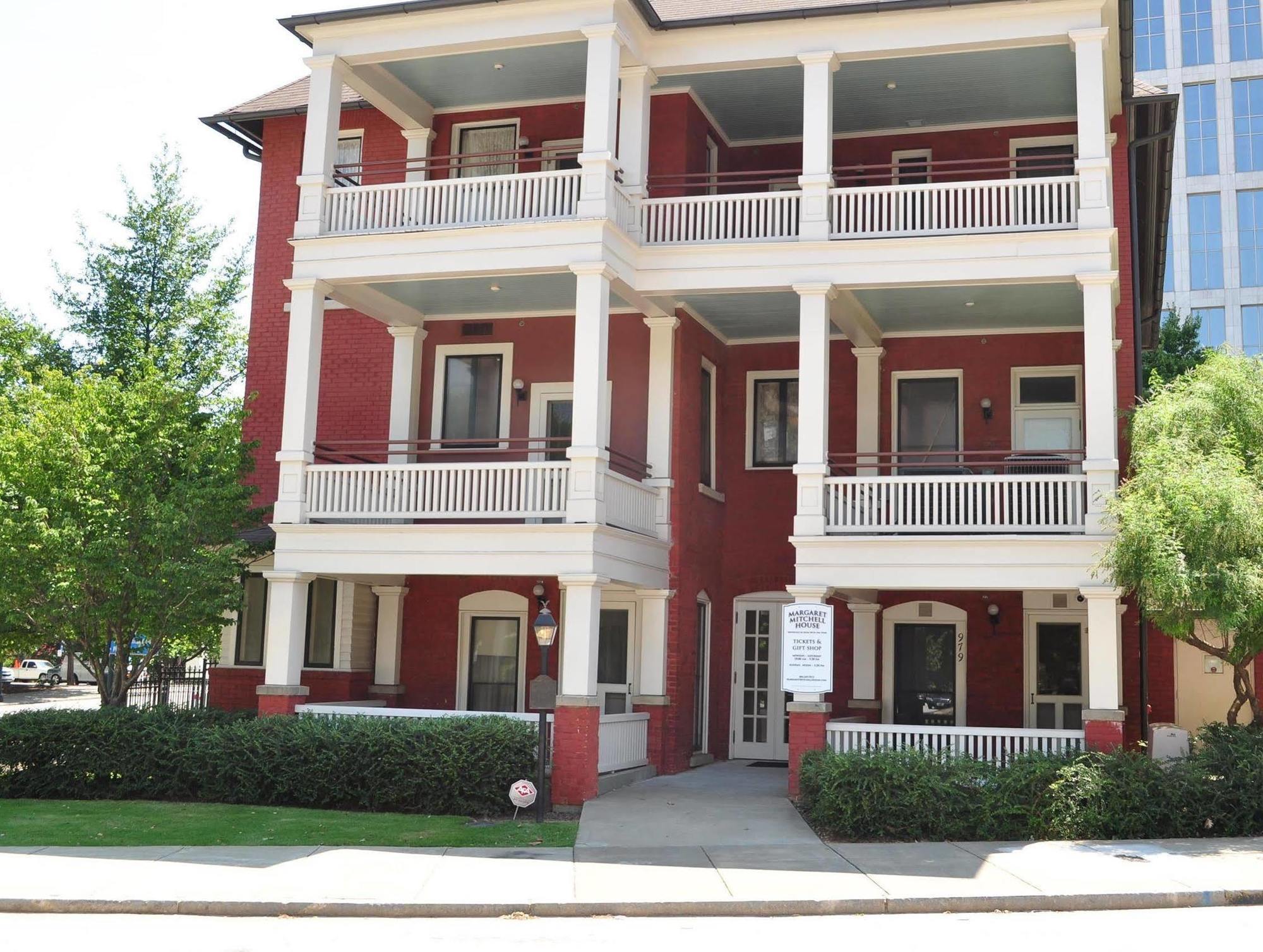 Hotel Clarion Pointe - Atlanta South 3*